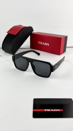 Prada_black_22y