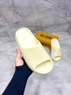 _ADIDAS_YEEZY_SLIDE